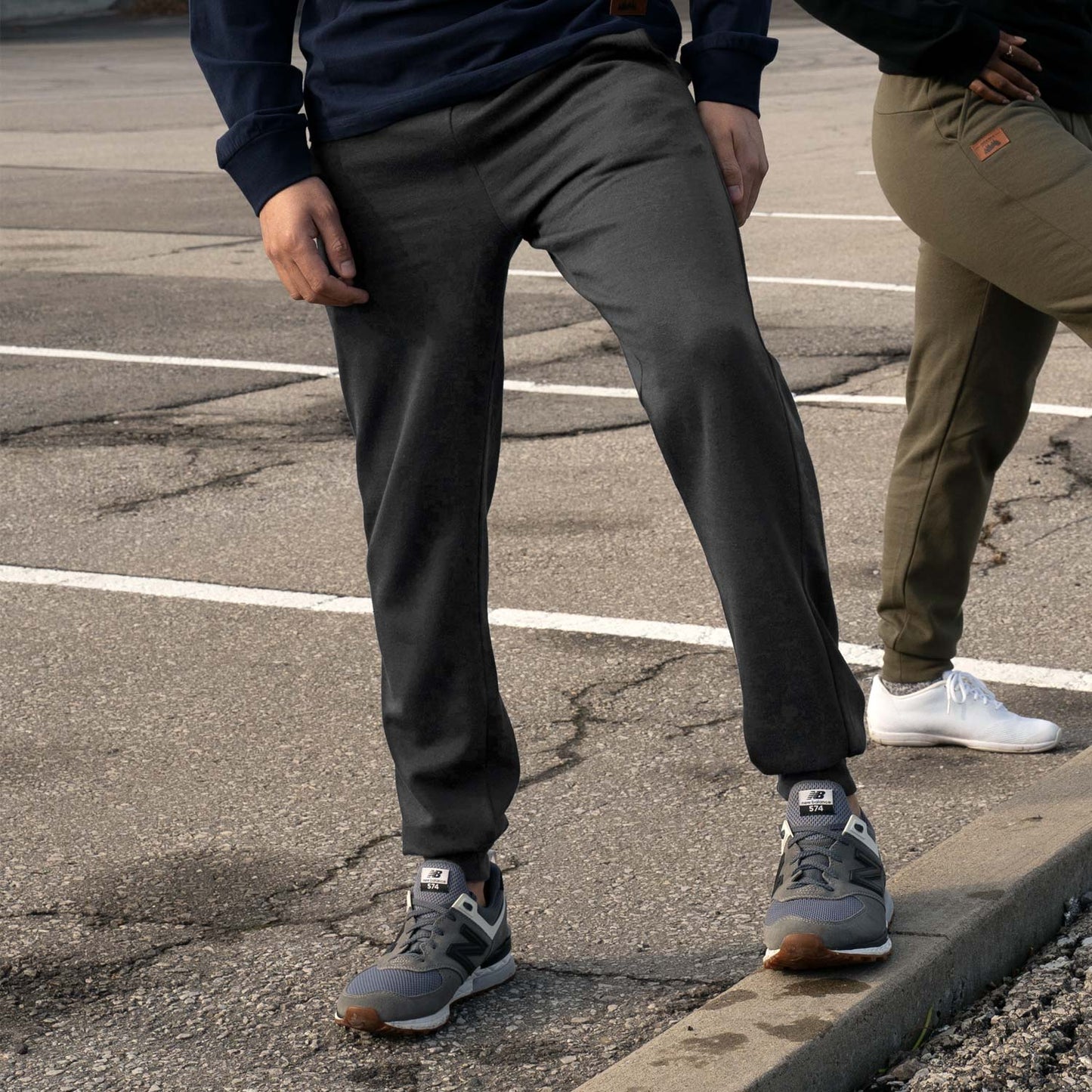 T2003 | UNISEX FLEECE JOGGER